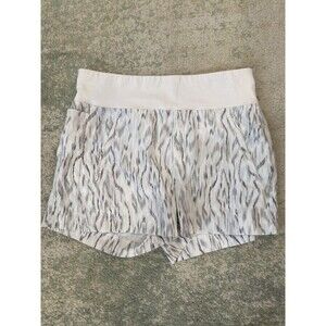 Athleta Trekkie North Short Size 8 White Hiking Activewear Shorts Pull On